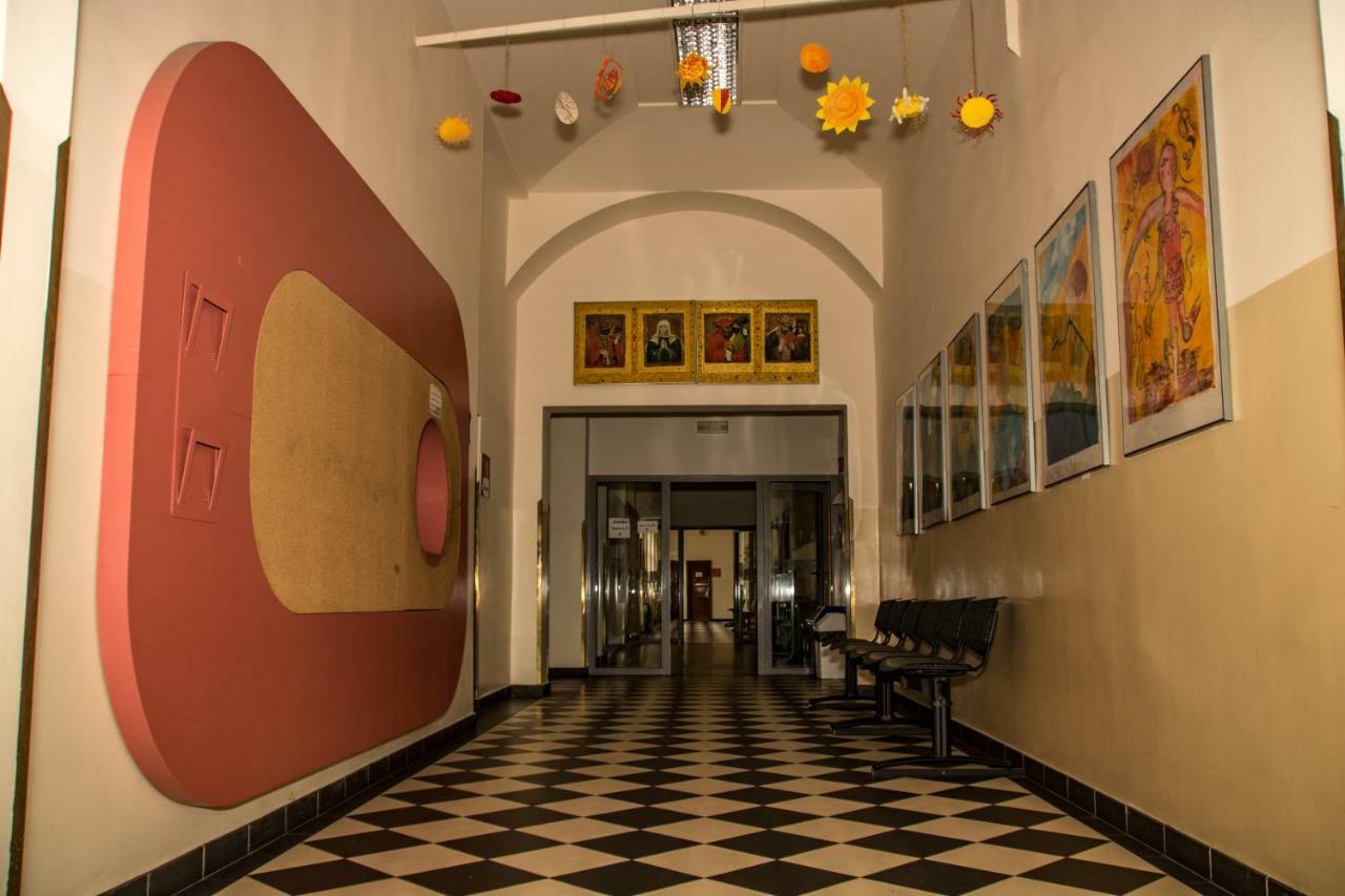 Hostel In School Πράγα Εξωτερικό φωτογραφία