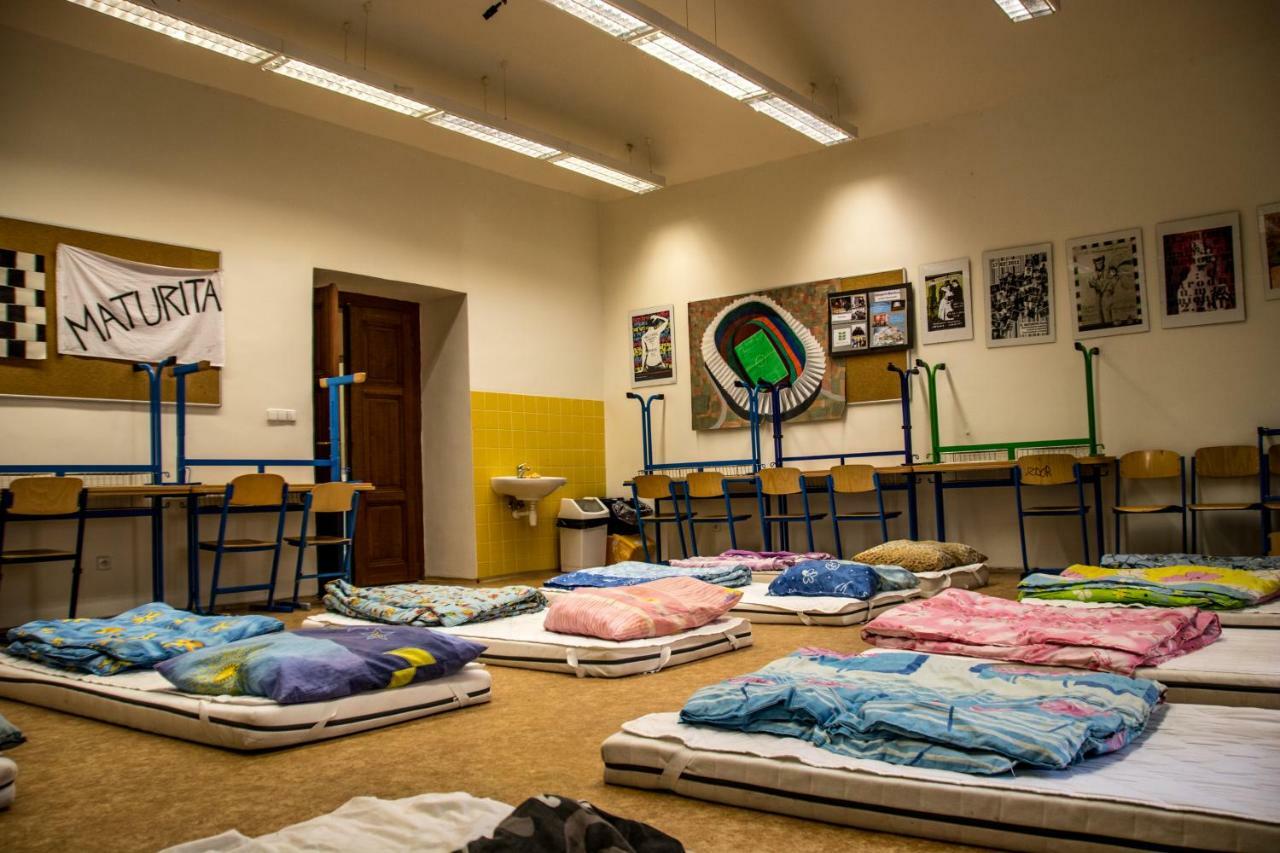 Hostel In School Πράγα Εξωτερικό φωτογραφία